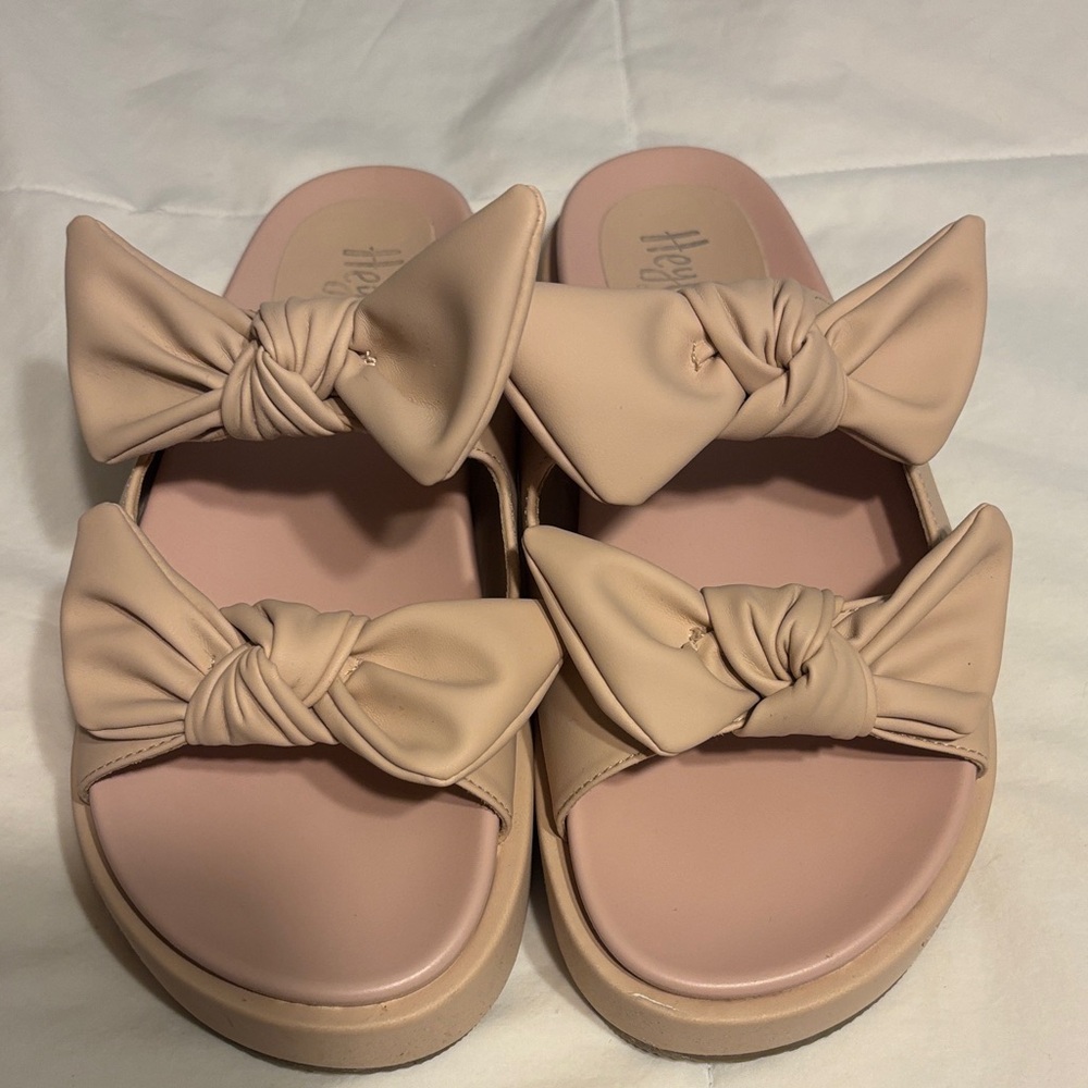Corkys Women's Bow Slide Sandals - Tan